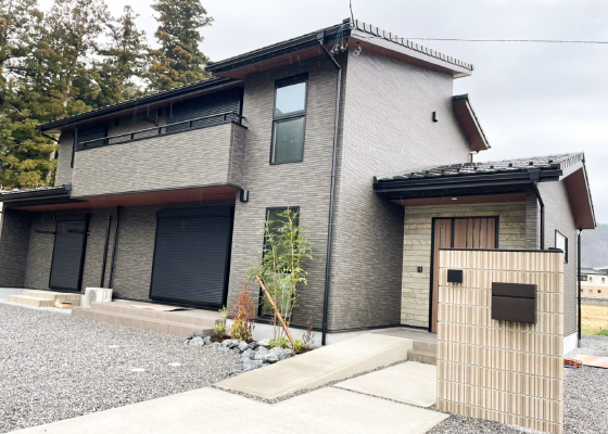 シックで和モダンなお家