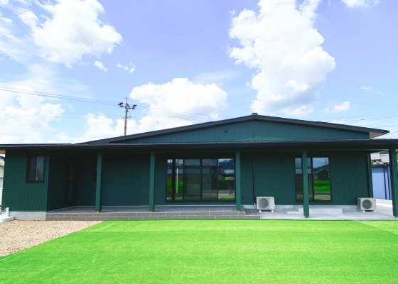 開放感あふれる明るい平屋